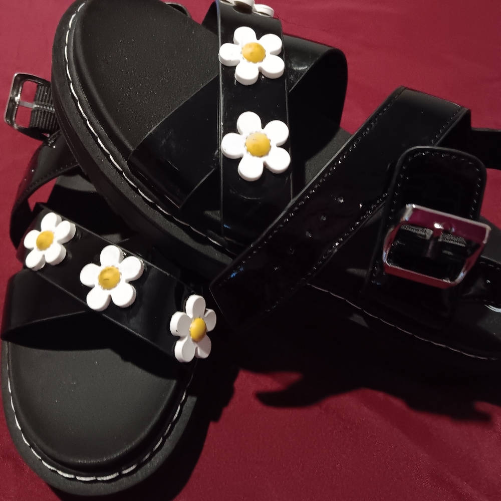 Black Sandals with Daisy Accents